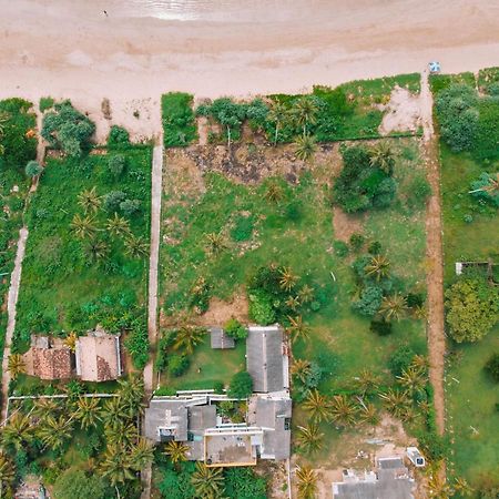 Beach Corner Hotel Weligama Bagian luar foto