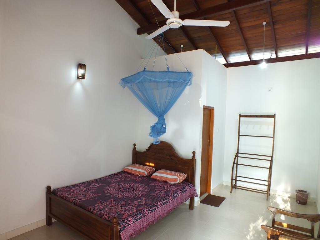 Beach Corner Hotel Weligama Ruang foto