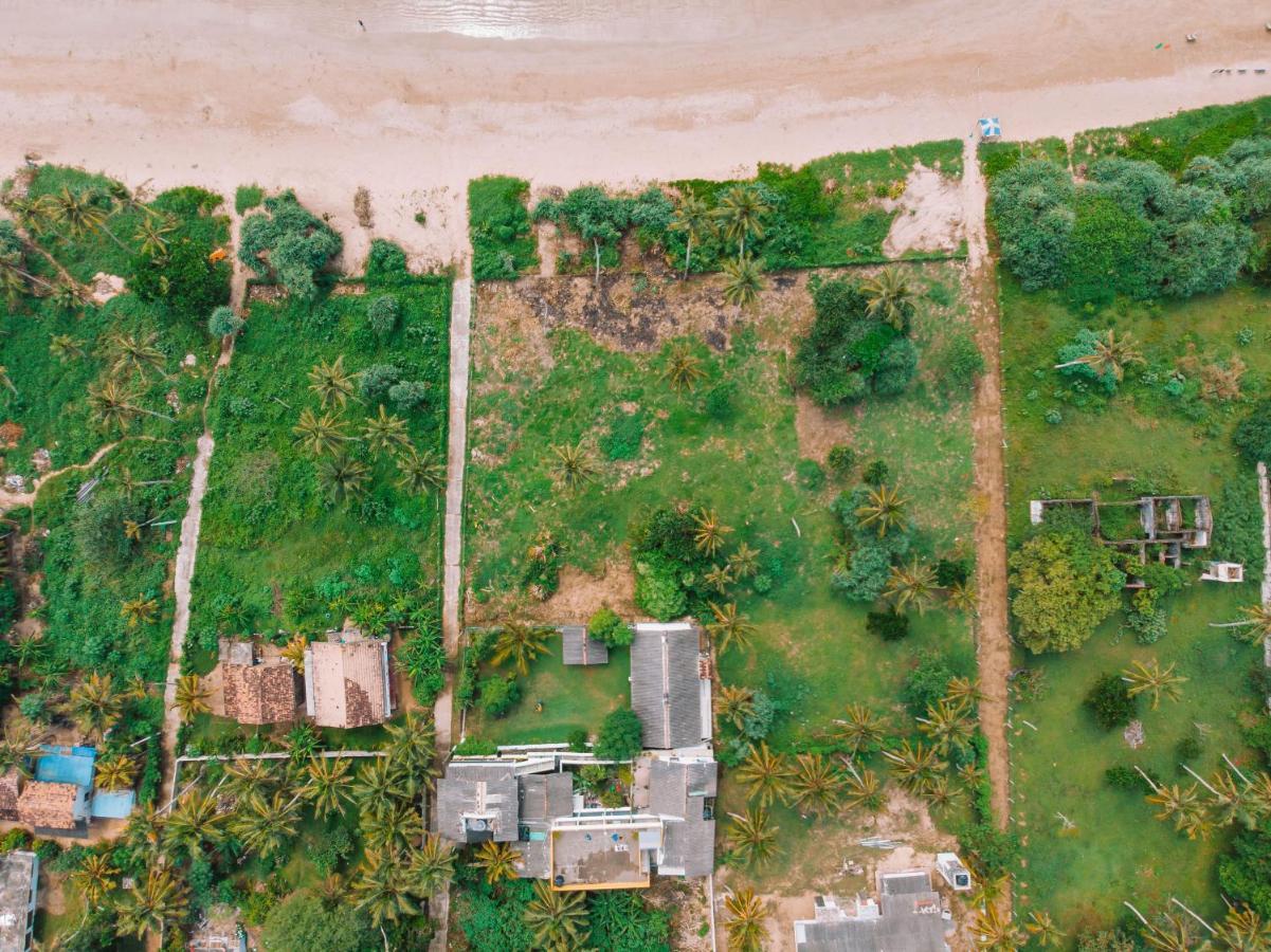 Beach Corner Hotel Weligama Bagian luar foto